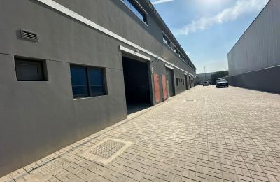 Premium Warehouse for Rent in Al Rashidiya | 1,800 Sqft Road Facing