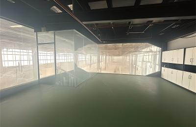 6900 Sq.Ft Corner Warehouse for Rent in Al Qusais Industrial 2