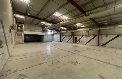 5500 sq. ft. Industrial & Commercial Facility | Combined Units with Offices & Warehouse Access – Dubai