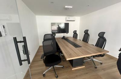 Premium Road-Facing Warehouse/Showroom for Rent in Al Quoz – 6,932 Sqft | Full Glass Frontage | 1,280 Sqft Fitted Office | 85 KW | AED 850,000 Annually