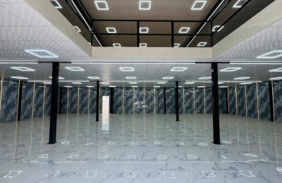 Warehouse for Showroom & Storage in Al Quoz 4 – 5,800 Sqft | Ground + Mezzanine | AED 377,000/Year
