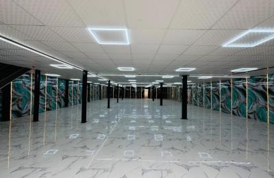 Commercial Warehouse for Rent in Al Quoz 4 – 8,250 Sqft | Ground + Mezzanine | AED 66/Sqft | Applicable for All Usage"